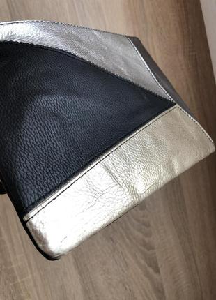 Сумка клатч wristlet чорний з срібним з золотом stradivarius3 фото
