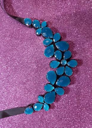 Колье с цветами