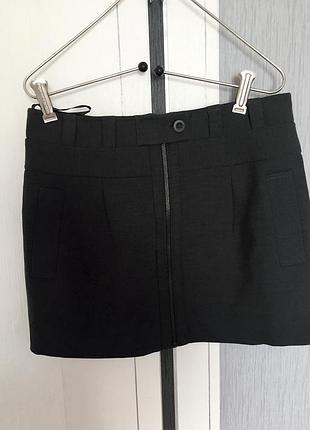 Нова фірмова спідниця