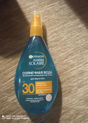 Солнцезащитный спрей для тела "солнечная вода" garnier ambre solaire spf 30 обмін