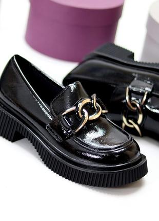 Лакові чорні глянсові жіночі туфлі лофери колір на вибір