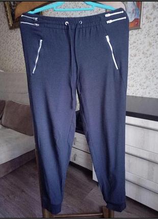 Zara чёрные брюки в спортивном стиле джоггеры вискоза размер с