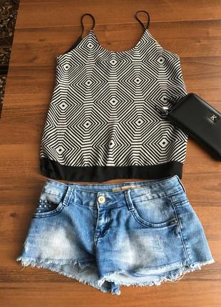 Крута шифонова блузка фірми zebra