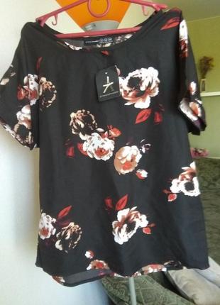 Блуза чорна квіти літня розмір s