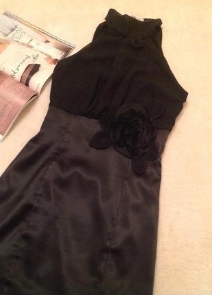 Ошатне вечірній,чорну сукню коктельное