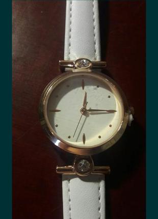 Кварцові годинники жіночі подарунок наручні lbvyr synthetic yves rocher2 фото