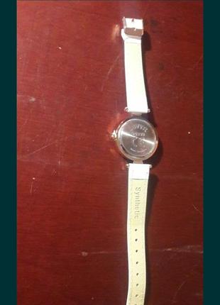 Кварцові годинники жіночі подарунок наручні lbvyr synthetic yves rocher6 фото