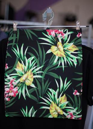Офигительная юбка с тропическим принтом от bershka2 фото
