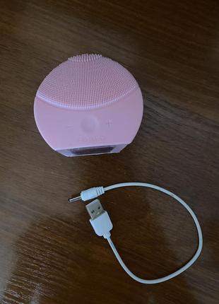 Foreo щітка для обличчя