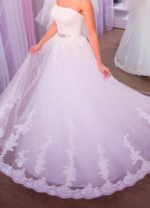 Весільну сукню торгової марки herm's1 фото