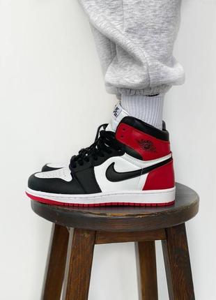 Шикарні кросівки унісекс nike air jordan 1 retro high black red white/ кросівки найк аїр джордан8 фото