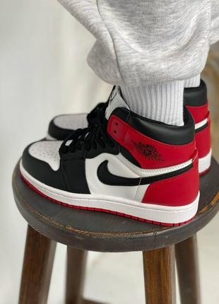 Шикарні кросівки унісекс nike air jordan 1 retro high black red white/ кросівки найк аїр джордан9 фото