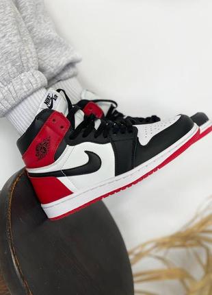 Шикарні кросівки унісекс nike air jordan 1 retro high black red white/ кросівки найк аїр джордан10 фото