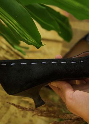 Натуральные кожаные классические брендовые лодочки туфли на низком каблуке7 фото