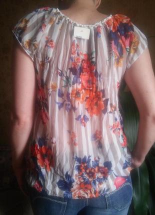 Блузка в полоску с цветами в этностиле2 фото