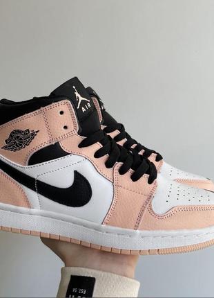 Женские высокие кожаные кроссовки nike air jordan 1 retro high pink/white/black			#найк