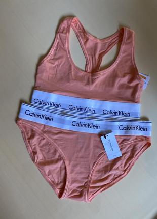 Набор calvin klein лиф+трусики1 фото