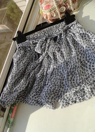 Повітряна спідниця - шорти