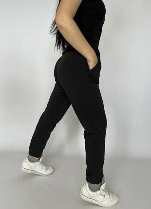 Штаны nike.