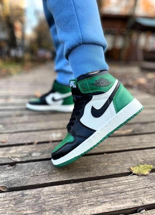 Жіночі кросівки nike air jordan 1 retro high black white green/женские кроссовки найк аир джордан5 фото