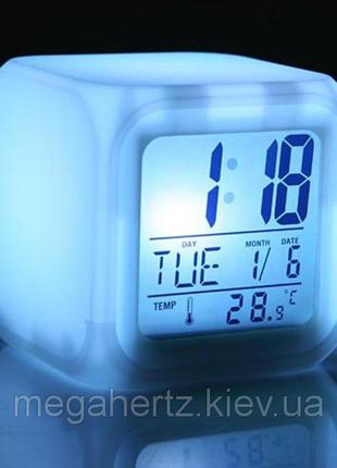 Годинник хамелеон з термометром будильник нічник