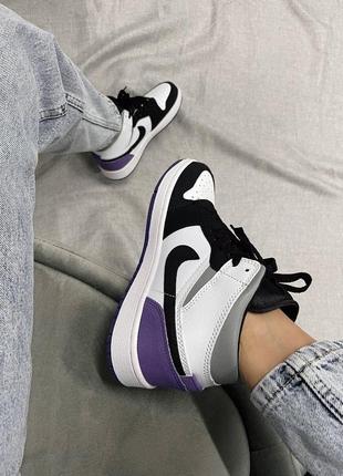 Жіночі кросівки nike air jordan 1 retro varcity purple / жіночі кросівки найк аїр джордан5 фото