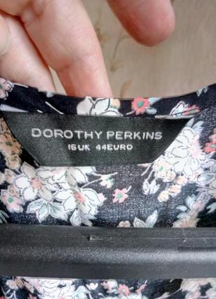 Платье в цветочный принт  бренд dorothy perkins2 фото