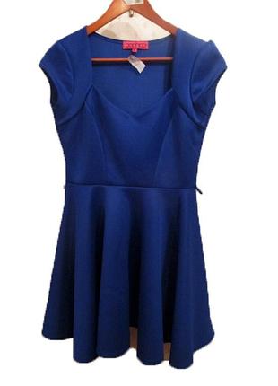 Плотное полиэстеровое платье boohoo 2