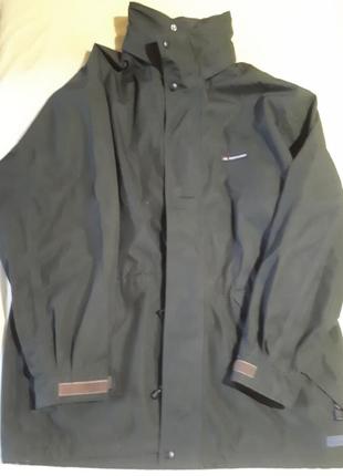 Суперова куртка для активного відпочинку.