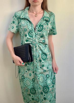 Нова сукня у квіти select