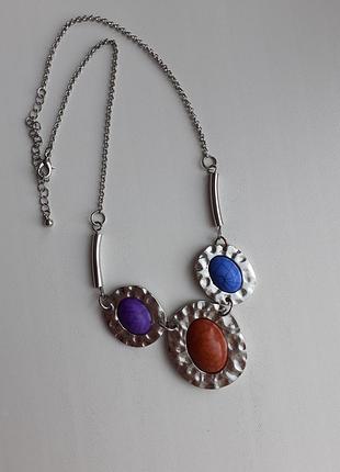 Кольє з кабашонами