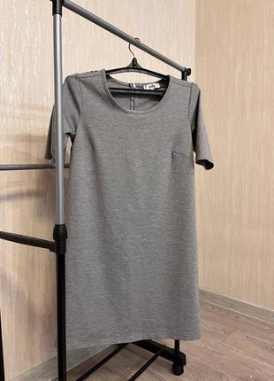 Сіра сукня бренду “milla”5 фото