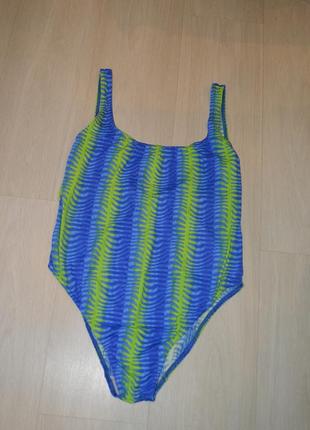 Слитный, цельный купальник