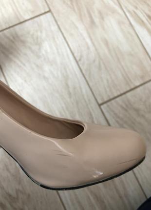 Жіночі лакові туфлі karolina6 фото