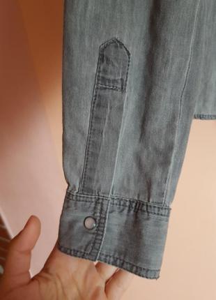 Жіноча сіра джинсова сорочка7 фото
