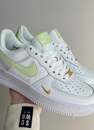 Женские кожаные кроссовки nike air force 1 mini swoosh lime light  #найк