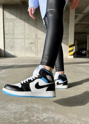 Женские кроссовки nike air jordan 1 mid black white blue 37-38-39-40