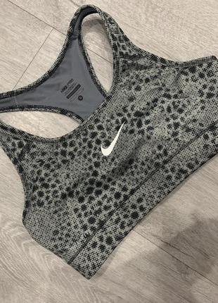 Спортивный топ nike pro