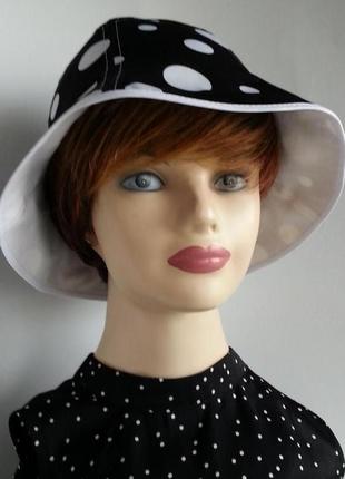 Панама. шляпа. кулиска с резинкой. белые горохи на черном.