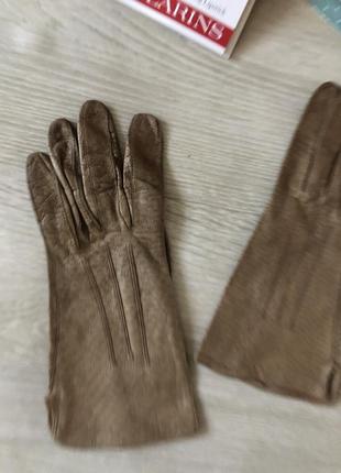 Тонкі шкіряні рукавички