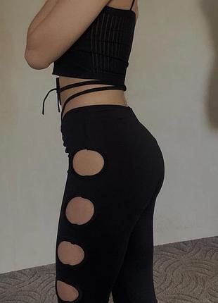 Штани і з розрізами