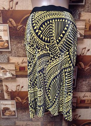 Принтована мікро-спідниця плісе stile benetton,p.422 фото