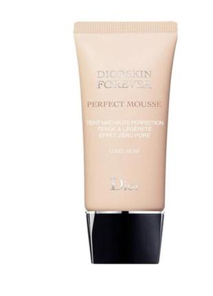 Тональный мусс для лица dior diorskin forever perfect mousse 010 ivory, 30 мл