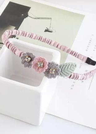 Обруч обідок колір пильна троянда з квіточками текстильними