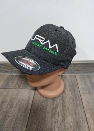 Мужская кепка flexfit 
nike utility Air Max BW PSG heatfrompiet 
оригинал
размер l-xl