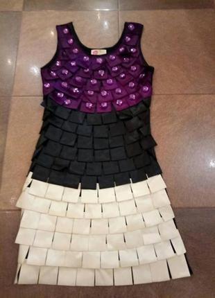 Пряме плаття цікавого дизайну. ошатне коктейльне плаття oversize