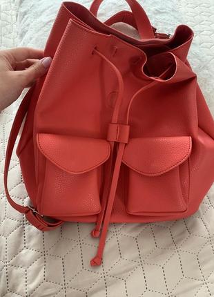 Яскравий рюкзак-трансформер 3