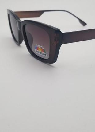 Солнцезащитные очки полароид