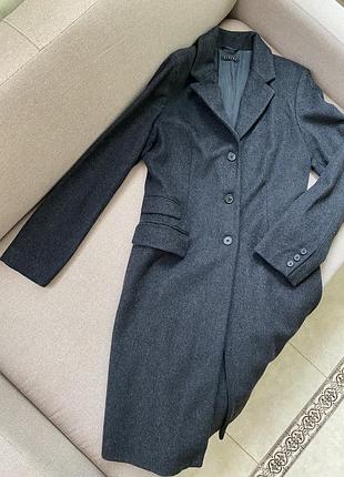 Пальто sisley
