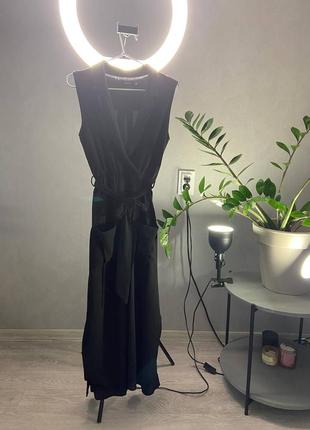 Черное платье с имитацией запаха boohoo